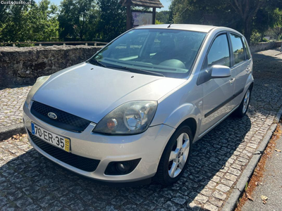 Ford Fiesta 1