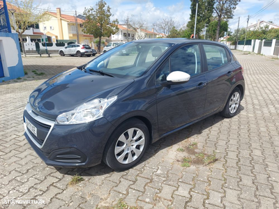 Peugeot 208 PureTech 68 Like