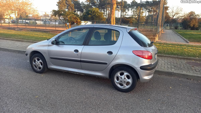 Peugeot 206 1.1,