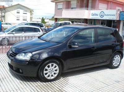 VW Golf 2.0 TDi 140 CV