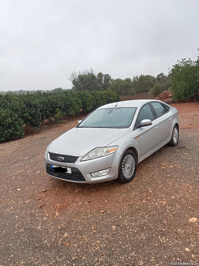 Ford Mondeo 1.8TDCI Titanium