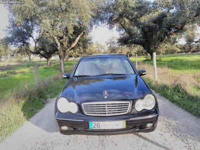 Mercedes-Benz C 220 C220 Cdi (203 006)