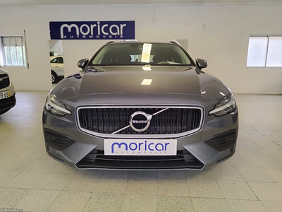 Volvo V60 2.0 D3 MUMENTUM PLUS GEARTRONIC