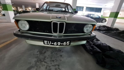 BMW 316 E21 coupé restaurado em 23