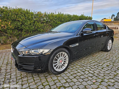 Jaguar XE 2.0 D Prestige