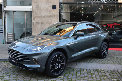 Aston Martin  DBX Standart