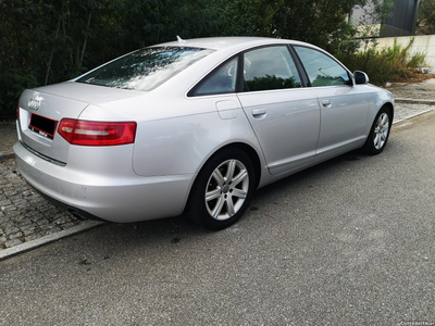 Audi A6 Sedan 2.0 TFSI Sport Multitronic c/ GPS - c/ Gancho de Reboque