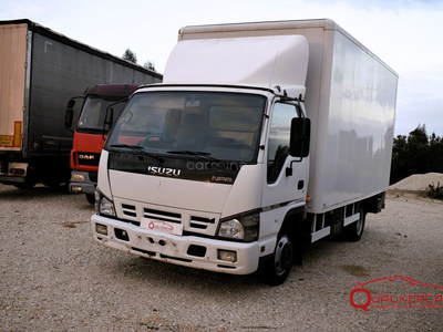 Isuzu NPR Com Contentor