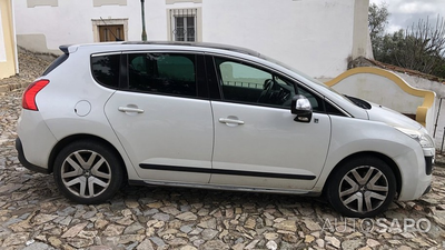 Peugeot 3008 2.0 HDi Hybrid4 de 2012