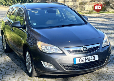 Opel Astra 1.7 CDTI Sports Tourer Cosmo