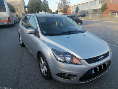 Ford Focus 1.4 TITANIUM 5P 155000KM C/NOVO