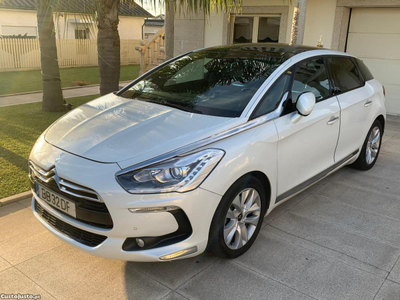 DS DS 5 1.6 HDI - Caixa Automática