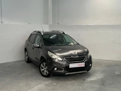 Peugeot 2008 1.2 PureTech Style