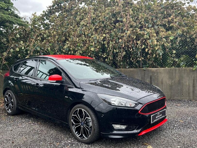 Ford Focus 1.0 EcoBoost S&S ST-LINE DESIGN