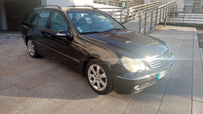 Mercedes-Benz C 220 220 Cdi (203 K)