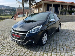 Peugeot 208 PureTech GT Line