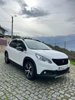 Peugeot 2008 GT lime