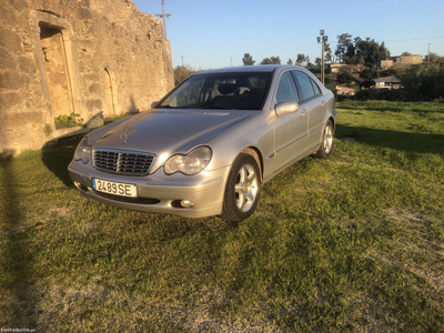 Mercedes-Benz C 220 C220 cdi