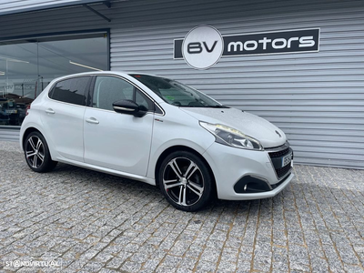 Peugeot 208 1.2 PureTech GT Line