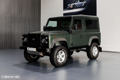 Land Rover Defender 90 SW 2.5 Td5 SE