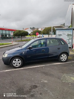 Opel Corsa 1.2 cc 4 cilindros 180 mil km