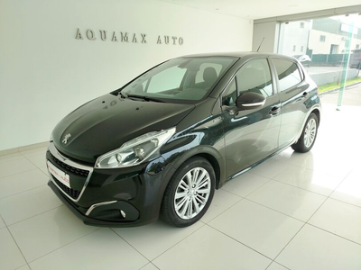 Peugeot 208 1.5 BlueHDi Signature