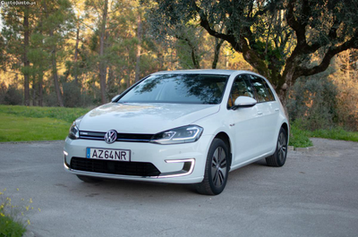 VW Golf e-Golf AC/DC