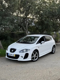 Seat Leon Línea R