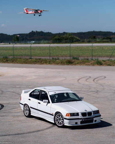 BMW 320 /8i E36