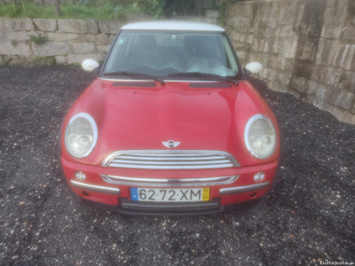 MINI One 1.4 Diesel Motor Toyota