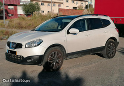 Nissan Qashqai+2 Tekna