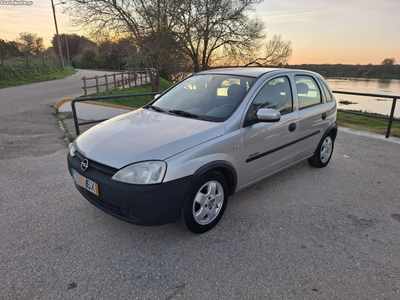 Opel Corsa 1.2i