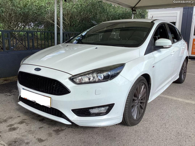 Ford Focus ST-Line TDCI 120Cv