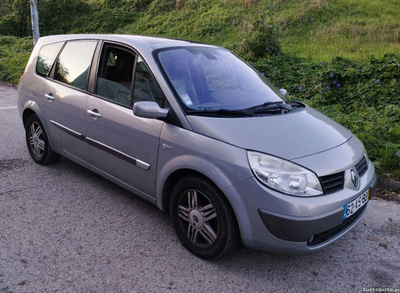 Renault Scénic 7 lugares tecto panorâmico