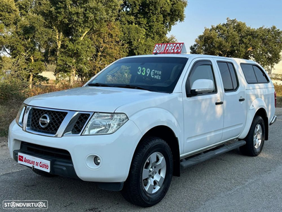 Nissan Navara 2.5 dCi CD LE 4WD