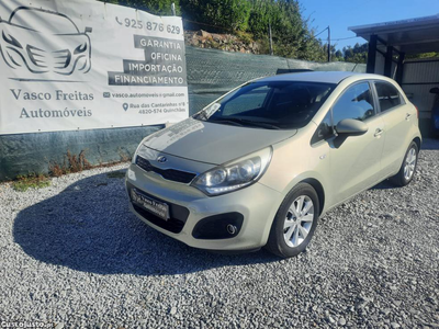 Kia Rio 1.1 CRDi 75 cv