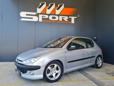 Peugeot 206 1.6 GTi