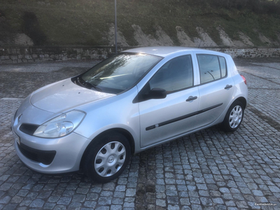 Renault Clio 3 1.5dci