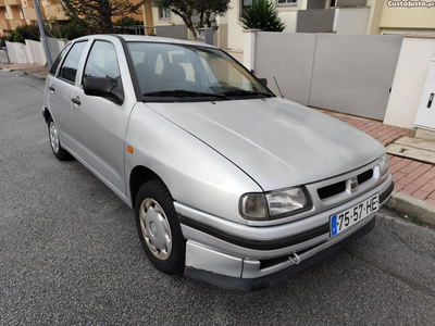 Seat Ibiza 1.0 - 134 Mil Km´s - 5ª Velocidade Salta