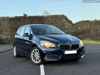 BMW 216 Gran Tourer Impecável! 7 lugares, 130 mil km | financiamento e retomas