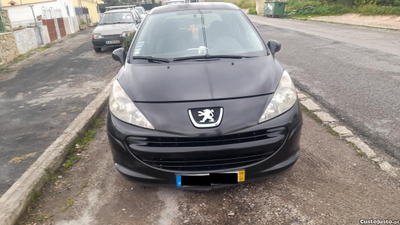 Peugeot 207 1.4HDI 2lugares impecável