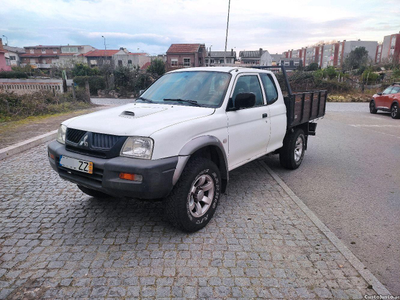 Mitsubishi L200 pick-up 4x4 2.5 TD