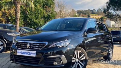 Peugeot 308 1.2 PureTech Allure EAT8 de 2020