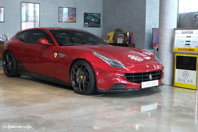 Ferrari FF