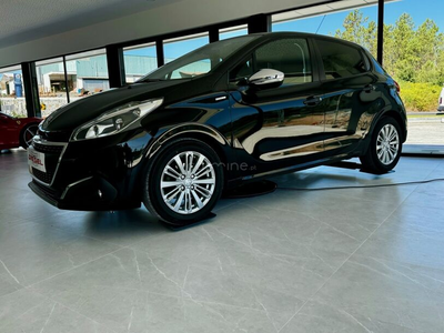 Peugeot 208 1.6 BlueHDi Style