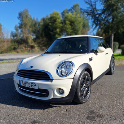 MINI Cooper 1.6 a Gas