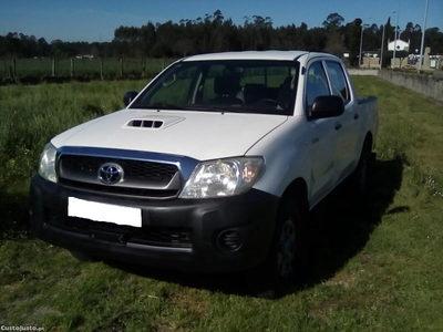 Toyota Hilux GX 144