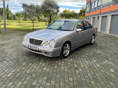 Mercedes-Benz E 320 CDI NACIONAL (Só 213000 KM!) IUC Antigo!