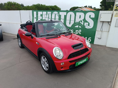 MINI Cooper Cabrio 1.6 "Look Cooper S"