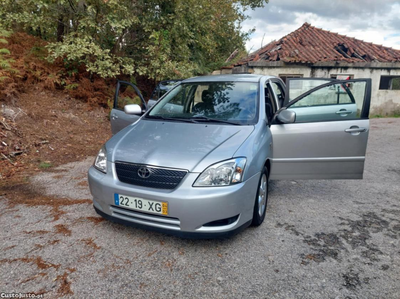 Toyota Corolla 2.0 D4D ESTIMADO